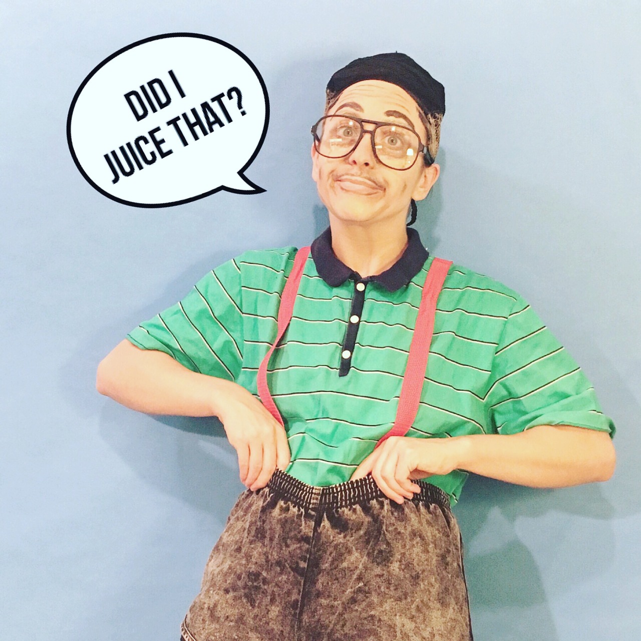 Urkale
Happy National Kale Day. Remember- nutrition (and family) matters.
Ingredients:
Kale, banana, cucumber, goji berries, turmeric powder, almond milk, acid washed denim, suspenders, 90′s shirt, Jane Iredale eyeliner pencil, Sante eyebrow pencil,...